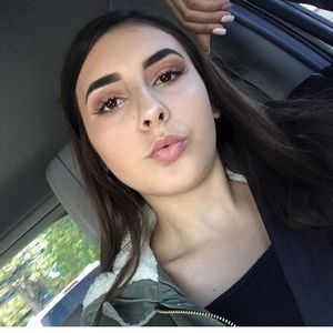 Meet your Posher, Linda